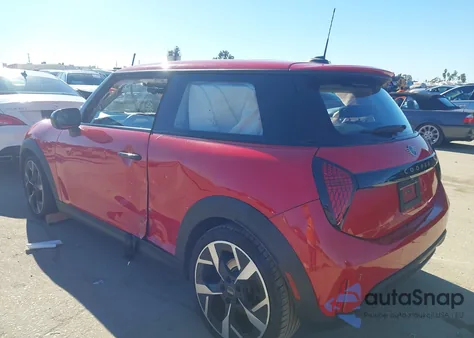 2025 Mini Hardtop Cooper S из США, поврежденный, VIN WMW23GD08S2W21820
